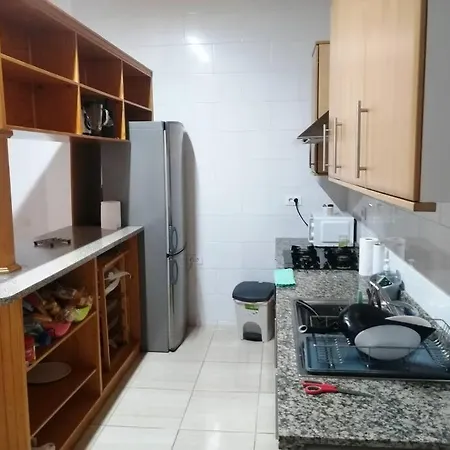 Apartament Individual Privada, Piso De 3 Con Areas Compartidas *