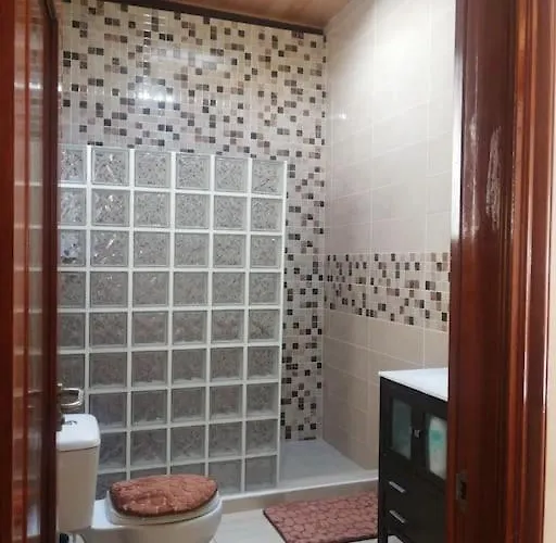 Διαμέρισμα Individual Privada, Piso De 3 Con Areas Compartidas